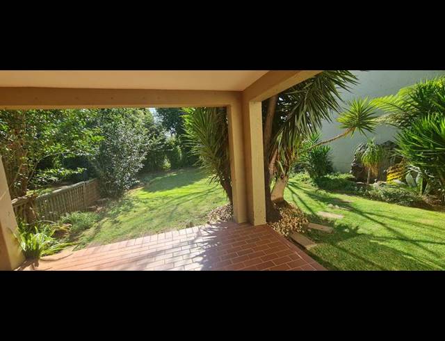 2 BEDROOM TOWNHOUSE FOR SALE IN EDEN GLEN